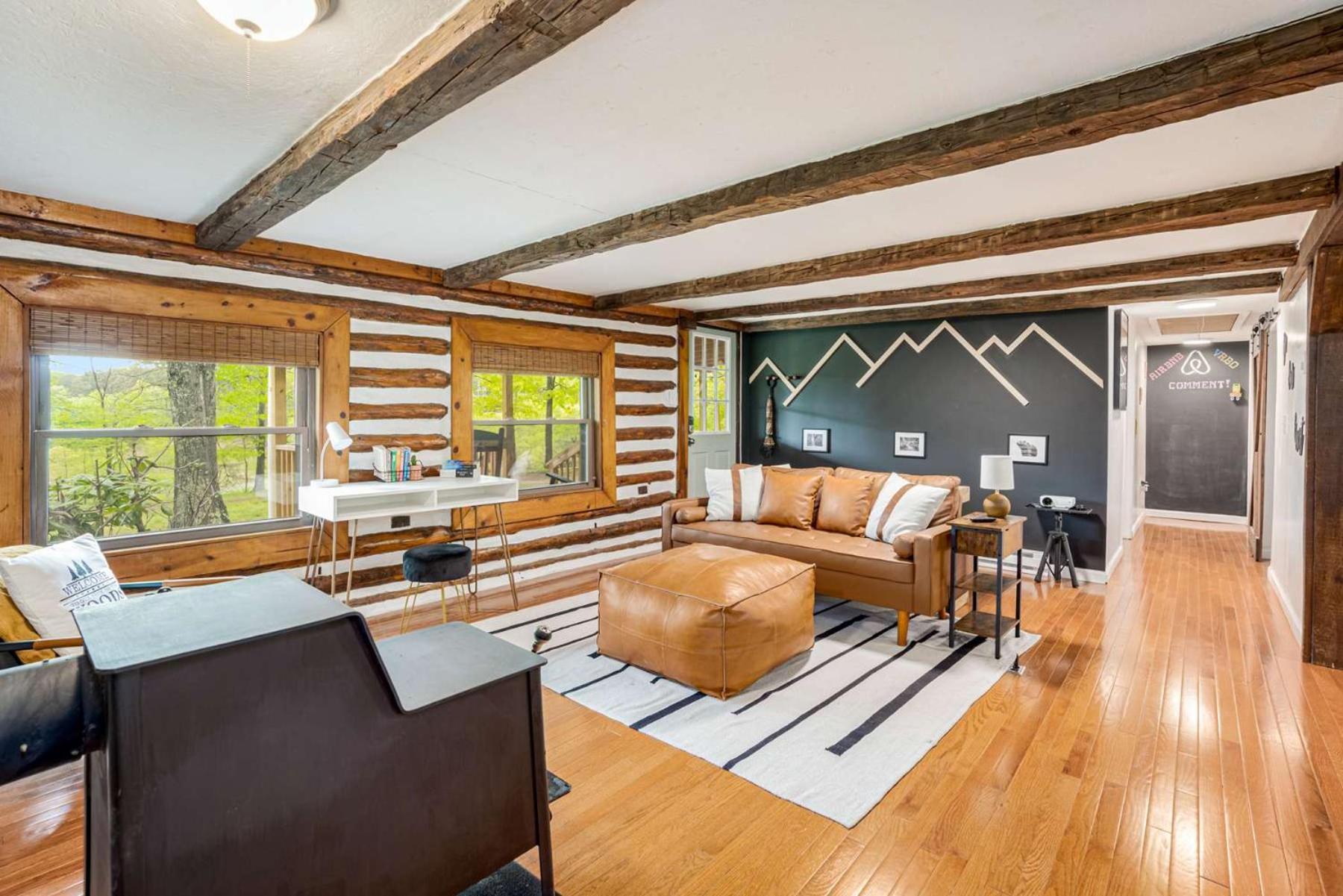 Modernized Log Cabin W Hot Tub Fire Pit & Views バークレー・スプリングス エクステリア 写真